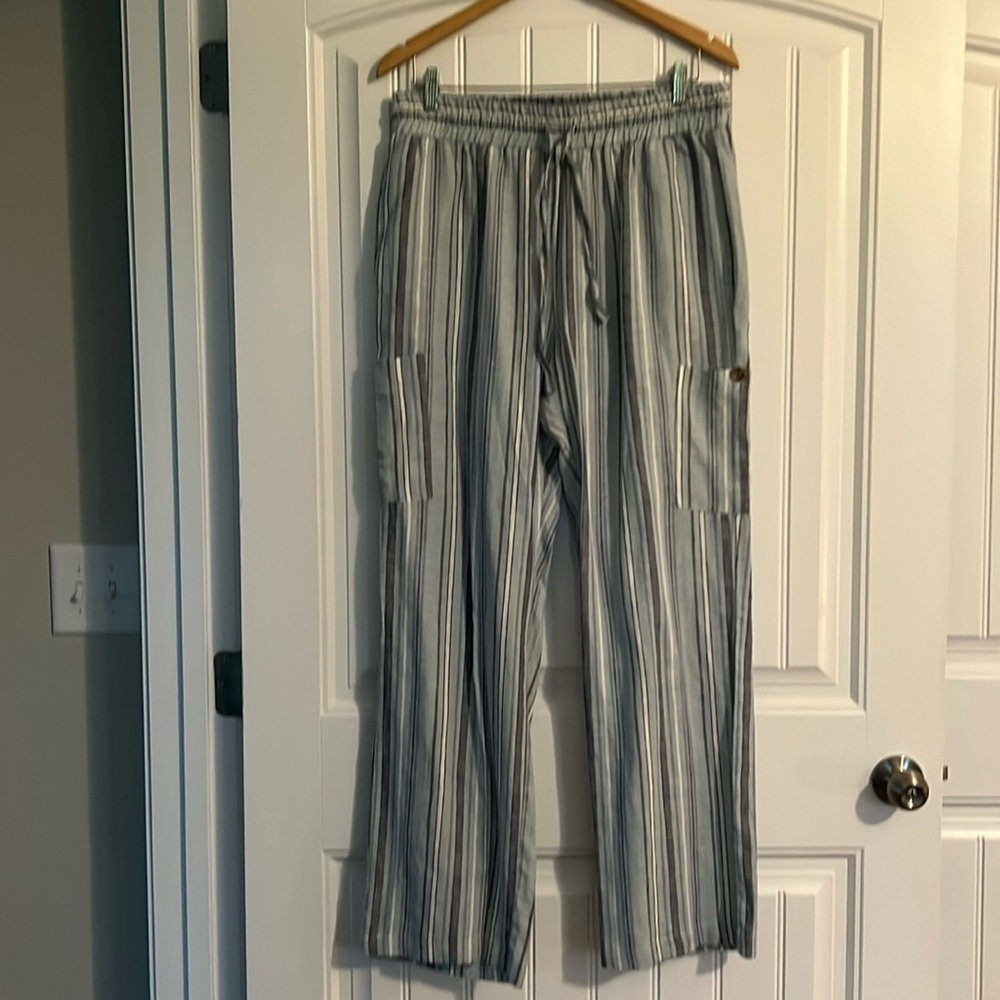 Marissa Olivia Linen pull on cargo Pants Large